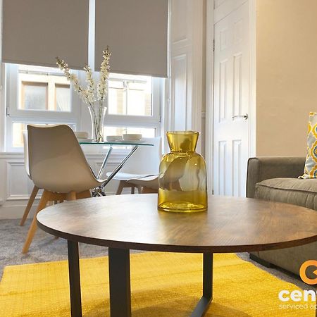 Central Serviced Apartments - Cosy 1 Bedroom - Modern - Close To Transport Links - Quiet Neighbourhood - Fast Wifi - Fully Equipped - Smart Tvs In All Rooms - Monthly Stays Welcome - Free Street Parking - Ideal Relocation To Dundee Accommodation Buitenkant foto