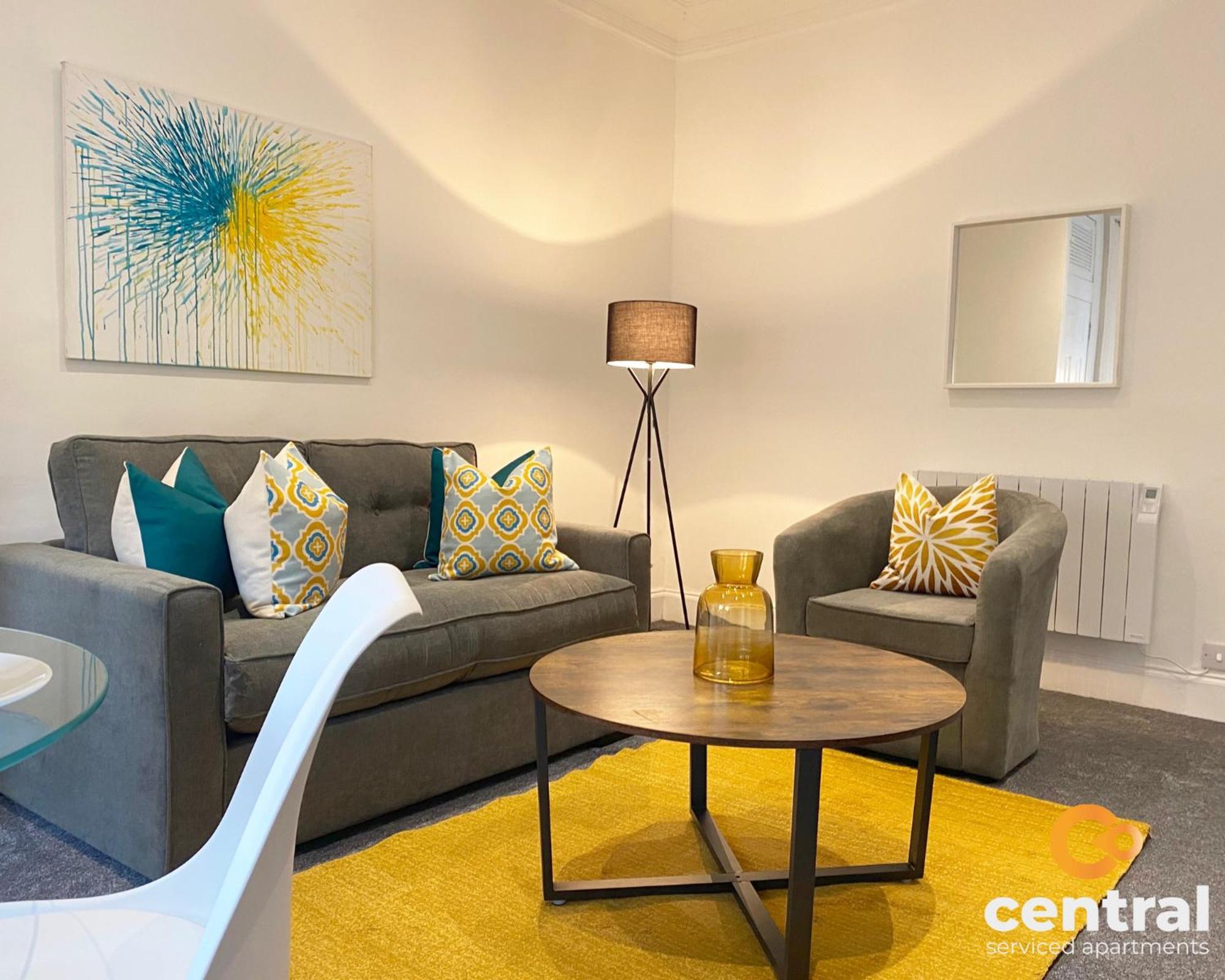 Central Serviced Apartments - Cosy 1 Bedroom - Modern - Close To Transport Links - Quiet Neighbourhood - Fast Wifi - Fully Equipped - Smart Tvs In All Rooms - Monthly Stays Welcome - Free Street Parking - Ideal Relocation To Dundee Accommodation Buitenkant foto