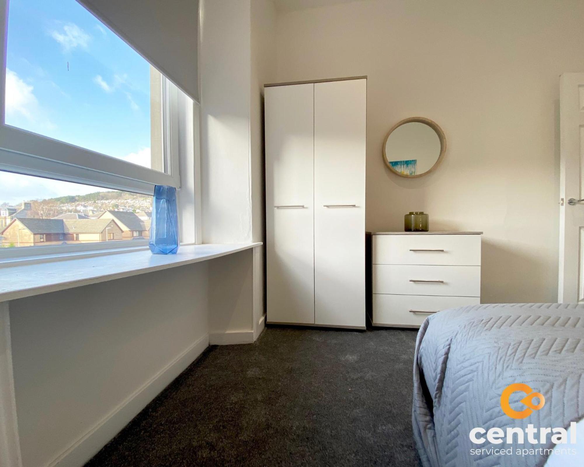Central Serviced Apartments - Cosy 1 Bedroom - Modern - Close To Transport Links - Quiet Neighbourhood - Fast Wifi - Fully Equipped - Smart Tvs In All Rooms - Monthly Stays Welcome - Free Street Parking - Ideal Relocation To Dundee Accommodation Buitenkant foto