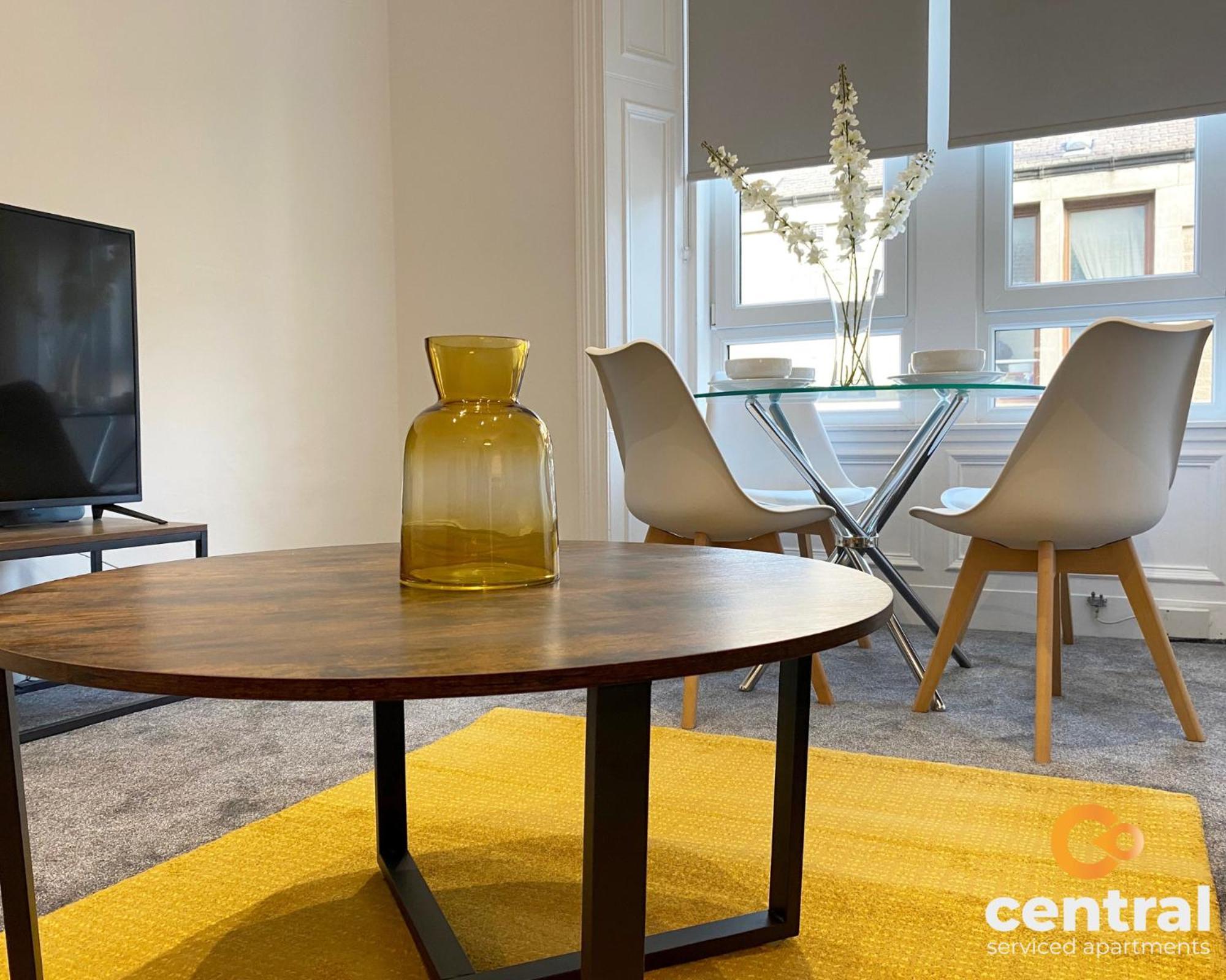 Central Serviced Apartments - Cosy 1 Bedroom - Modern - Close To Transport Links - Quiet Neighbourhood - Fast Wifi - Fully Equipped - Smart Tvs In All Rooms - Monthly Stays Welcome - Free Street Parking - Ideal Relocation To Dundee Accommodation Buitenkant foto