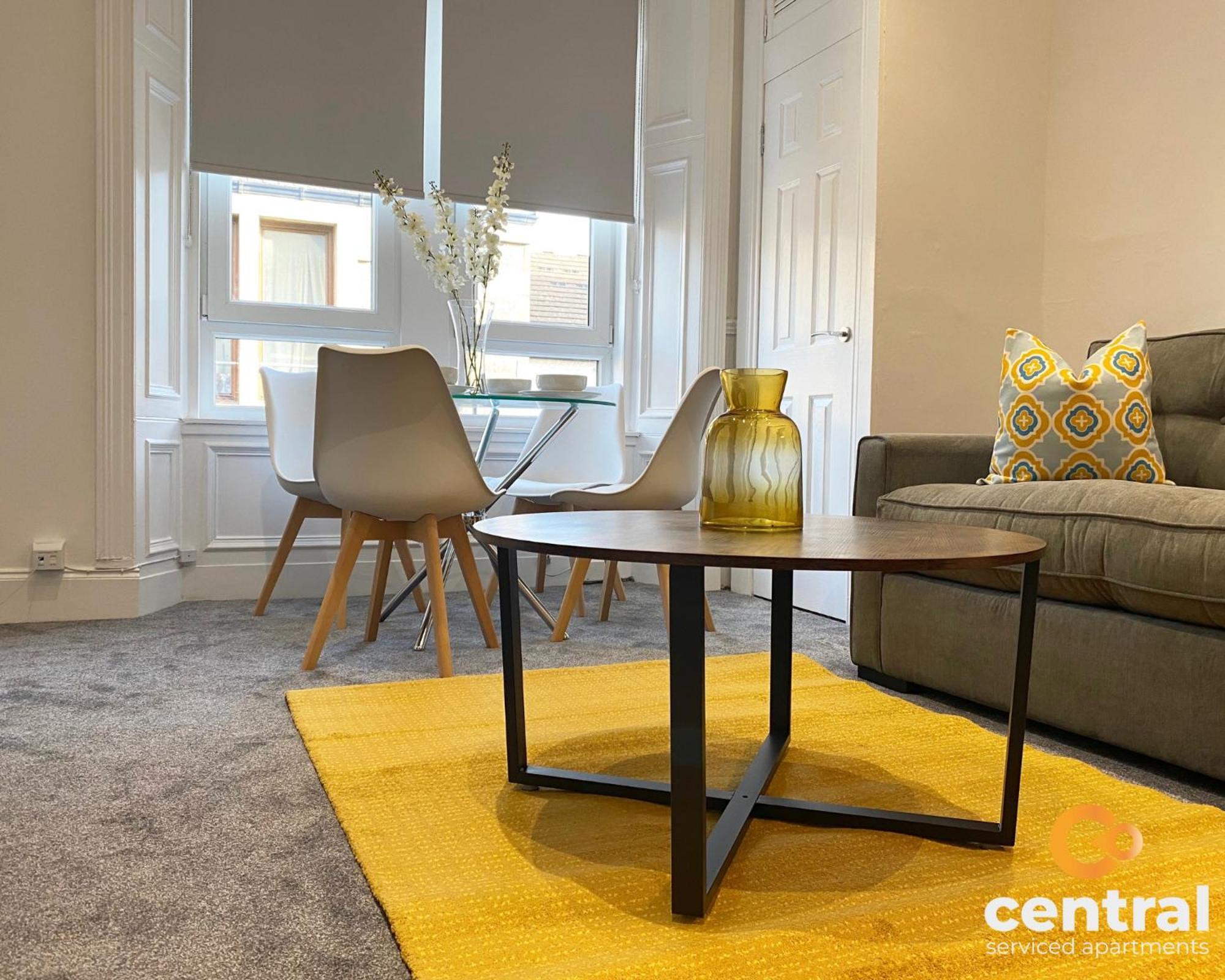 Central Serviced Apartments - Cosy 1 Bedroom - Modern - Close To Transport Links - Quiet Neighbourhood - Fast Wifi - Fully Equipped - Smart Tvs In All Rooms - Monthly Stays Welcome - Free Street Parking - Ideal Relocation To Dundee Accommodation Buitenkant foto